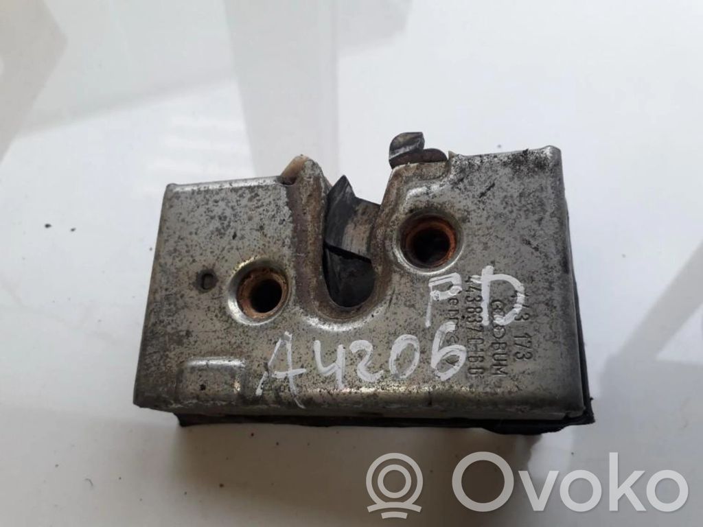 Audi 100 200 5000 C3 Serratura portiera anteriore