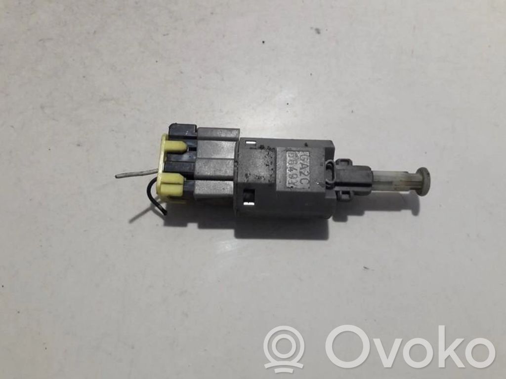 Mazda 626 Interruttore del pedale del freno 