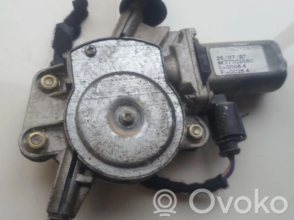 Fiat Bravo - Brava Silnik regulatora szyby drzwi przednich 