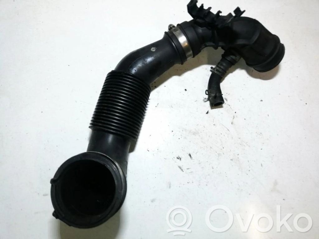 Toyota Yaris Rura / Wąż dolotowy powietrza