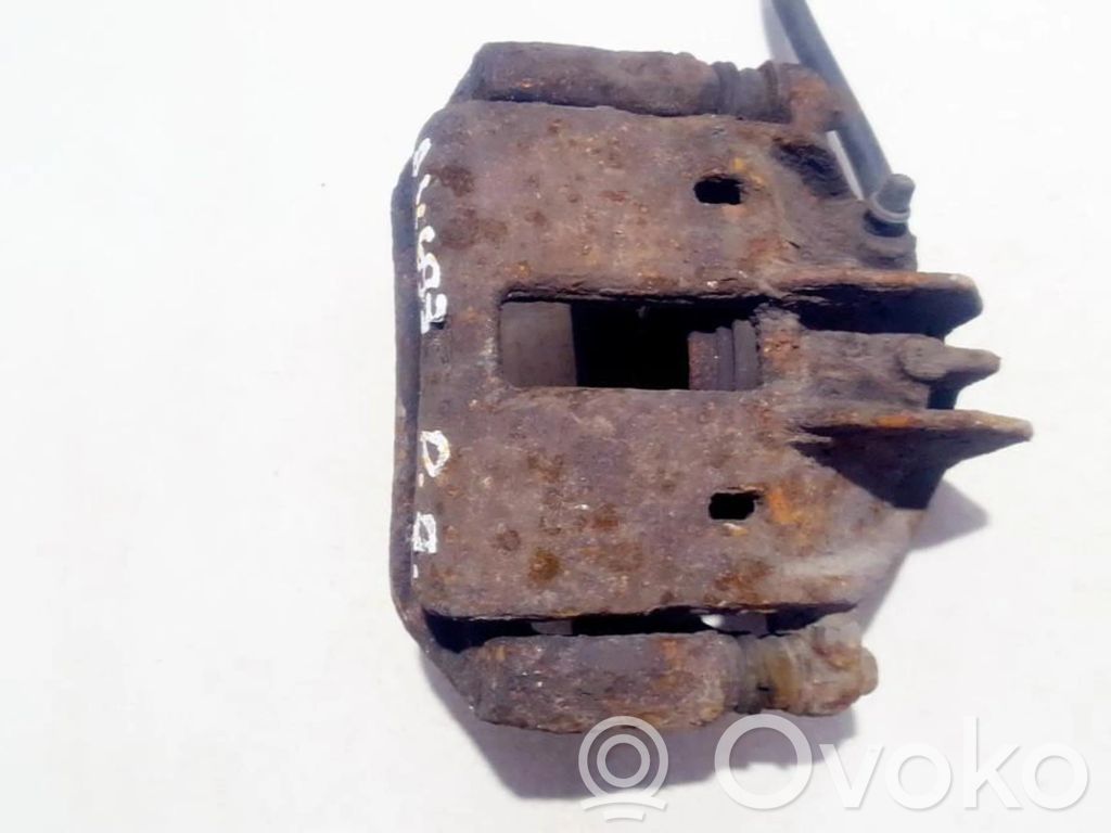 Caliper de freno delantero