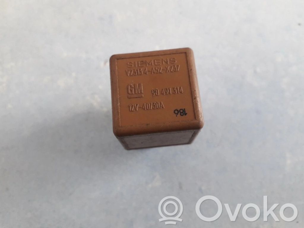 Altri relè   90491314,V23134A52X237,90491314,V23134A52X237,V23134A52X237