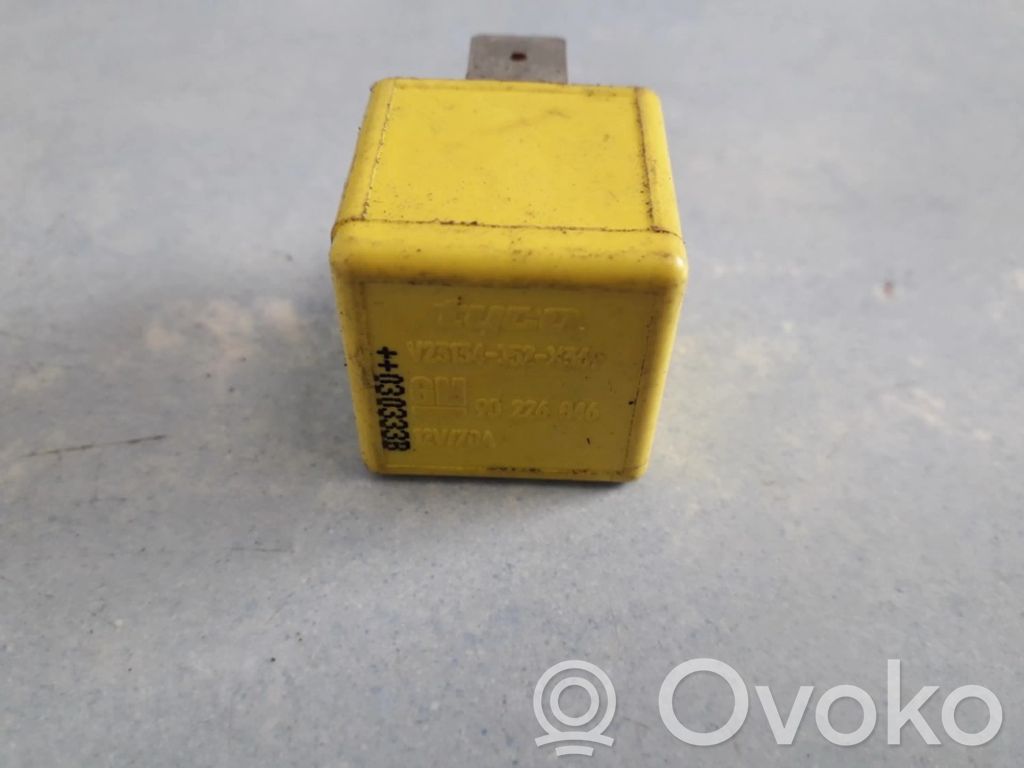 Sonstige Relais   90226846,V23134J52X369,90226846,V23134J52X369,V23134J52X369