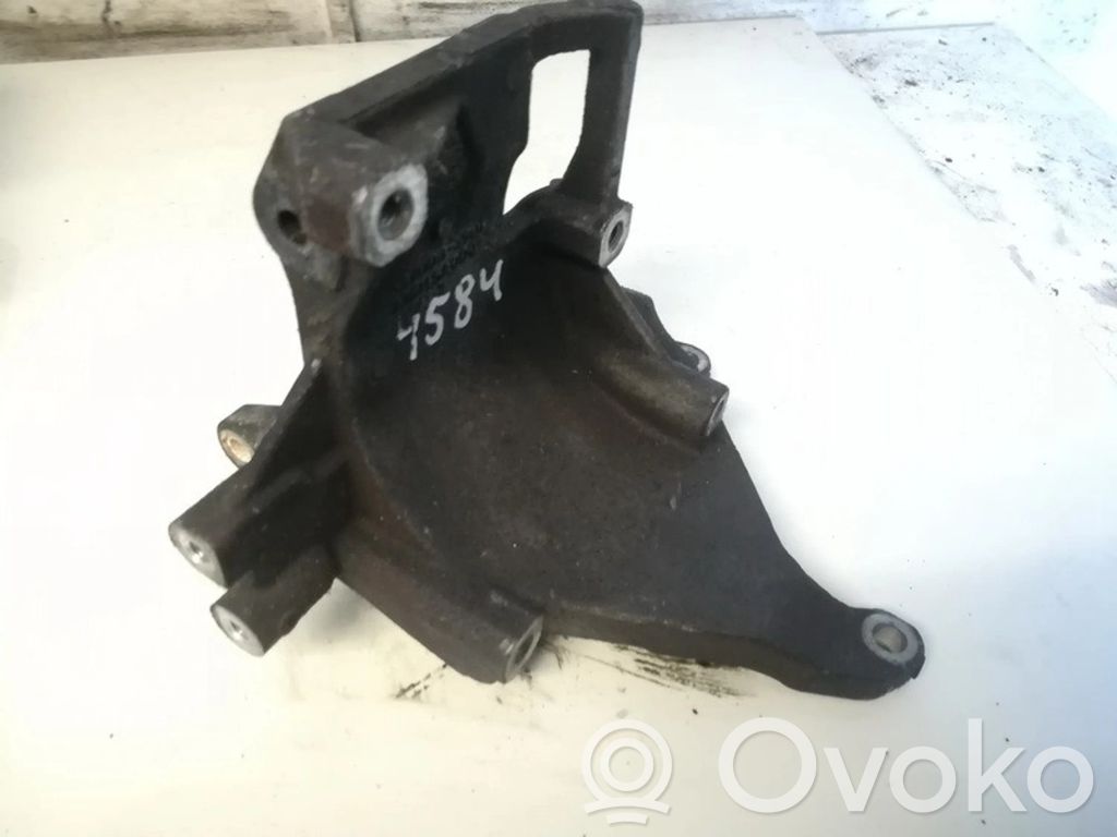 Subaru Forester SG Suport motor 
