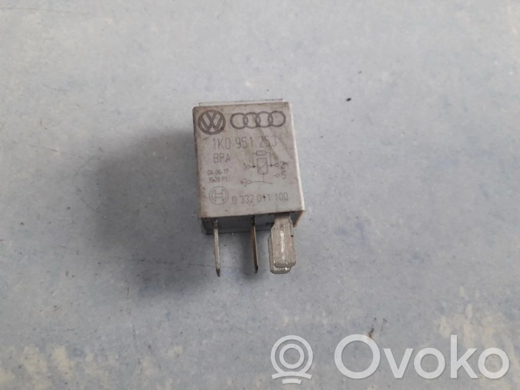 Volkswagen PASSAT B6 Altri relè