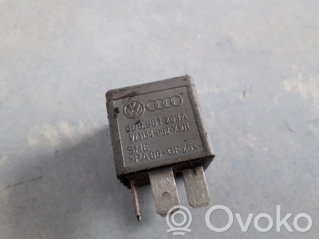 Volkswagen PASSAT B5.5 Alte relee