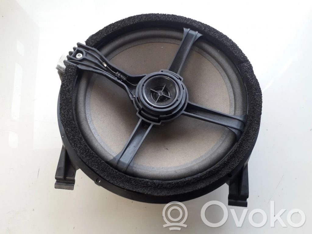 Volvo S60 Haut-parleur de porte avant