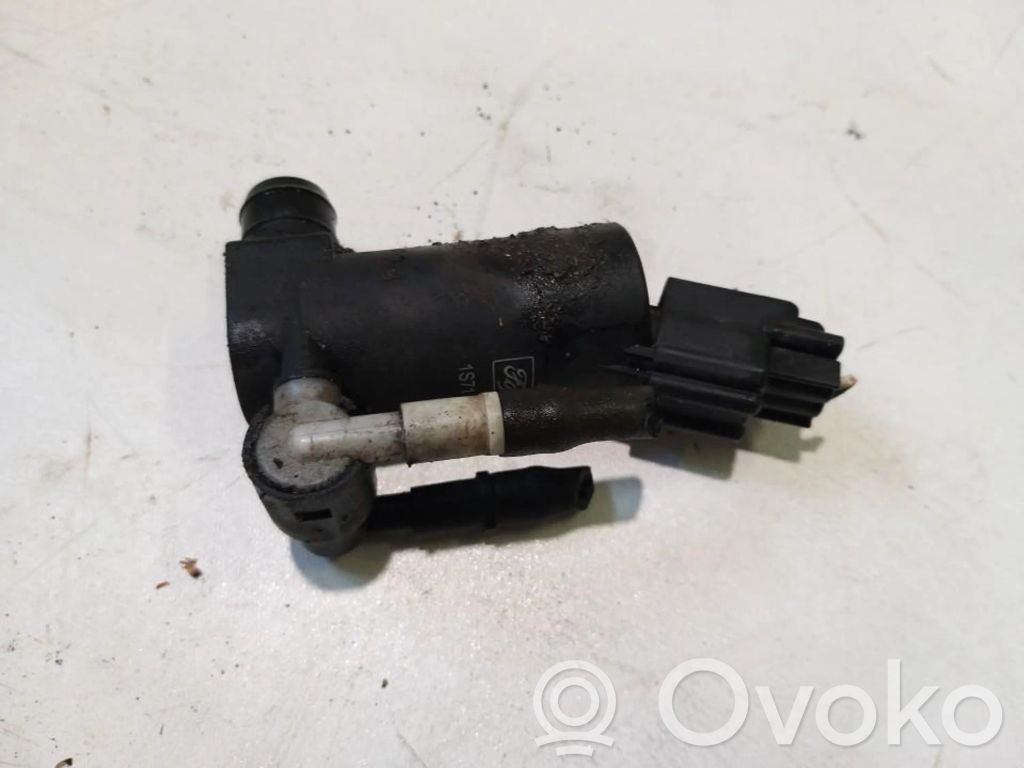 Ford Mondeo Mk III Pompa spryskiwacza szyby przedniej / czołowej