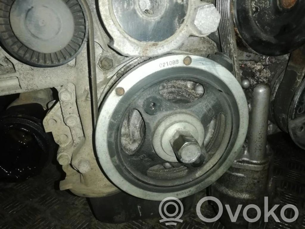 Toyota Avensis T270 Fulie vibrochen 