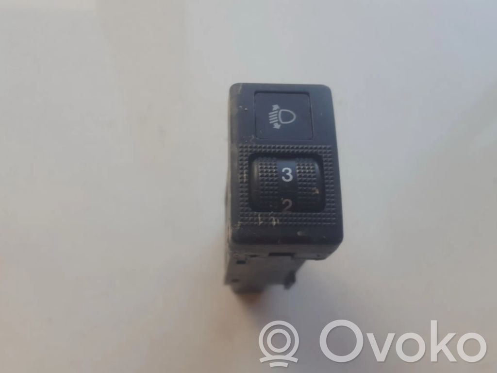 Mazda 5 Interruttore di regolazione livello altezza dei fari