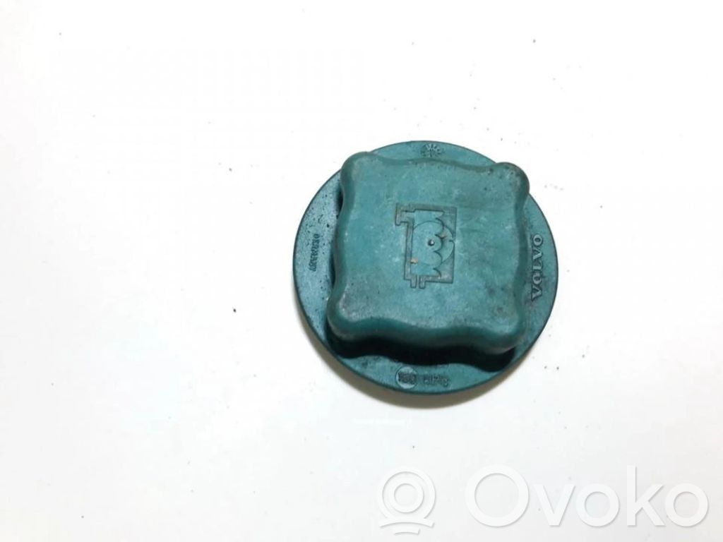 Volvo S60 Vase d'expansion / bouchon de réservoir de liquide de refroidissement 