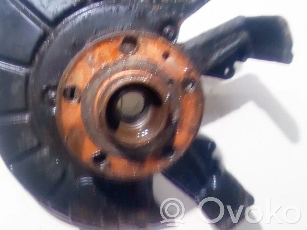 Cubo de rueda delantera
