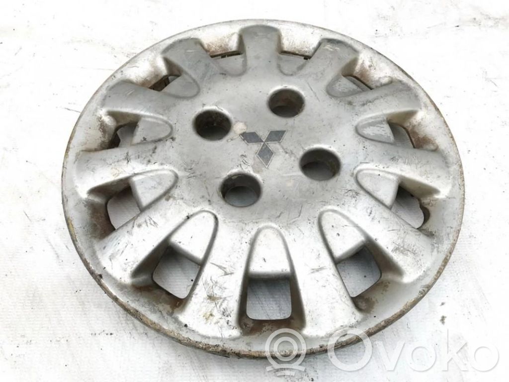 Mitsubishi Carisma Ornament central jantă R14