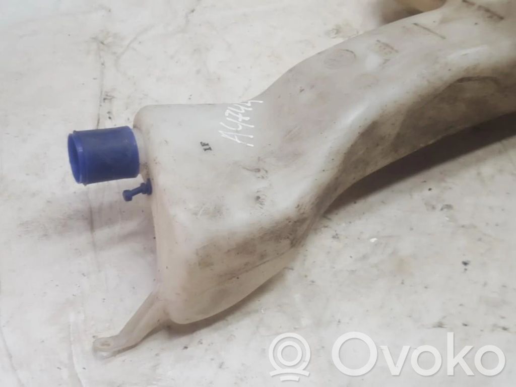 Rezervor lichid spălare parbriz   B805,B805