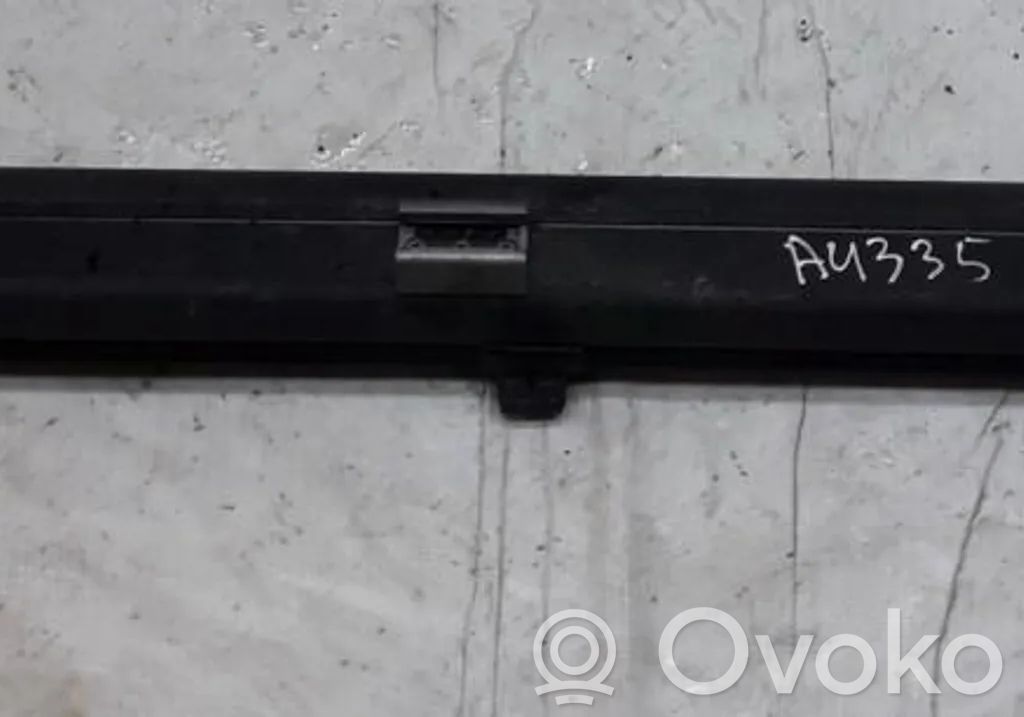 Audi A6 S6 C6 4F Hattuhylly 