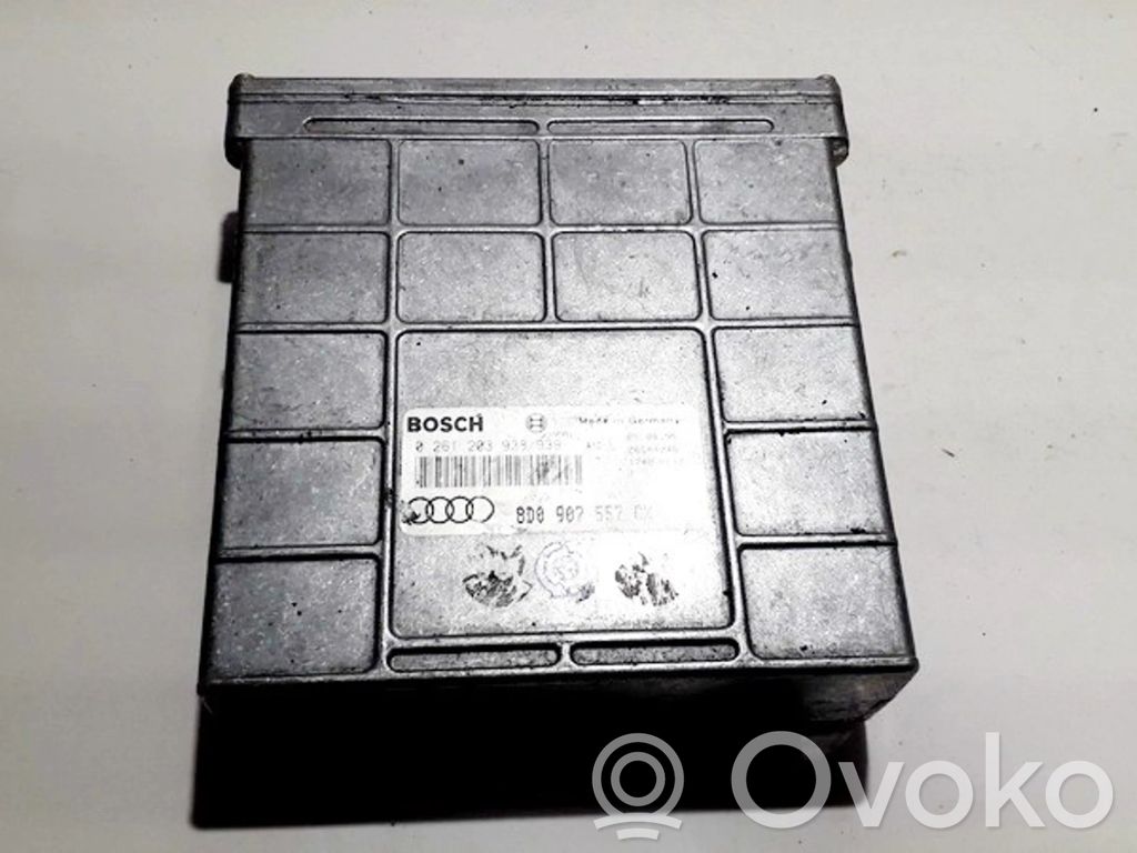 Unidad de control/módulo del motor   0261203938,8D0907557CX,0261203938