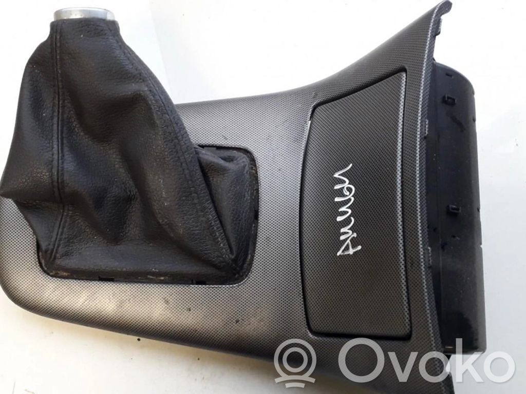 Toyota Avensis T250 Altra parte interiore