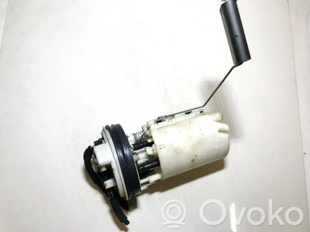 Volvo S40, V40 Bomba interna de combustible 