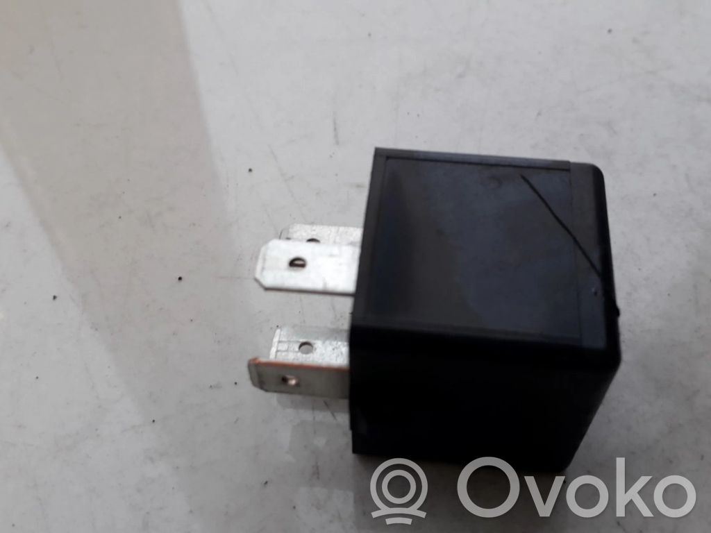 Volvo S40, V40 Alte relee
