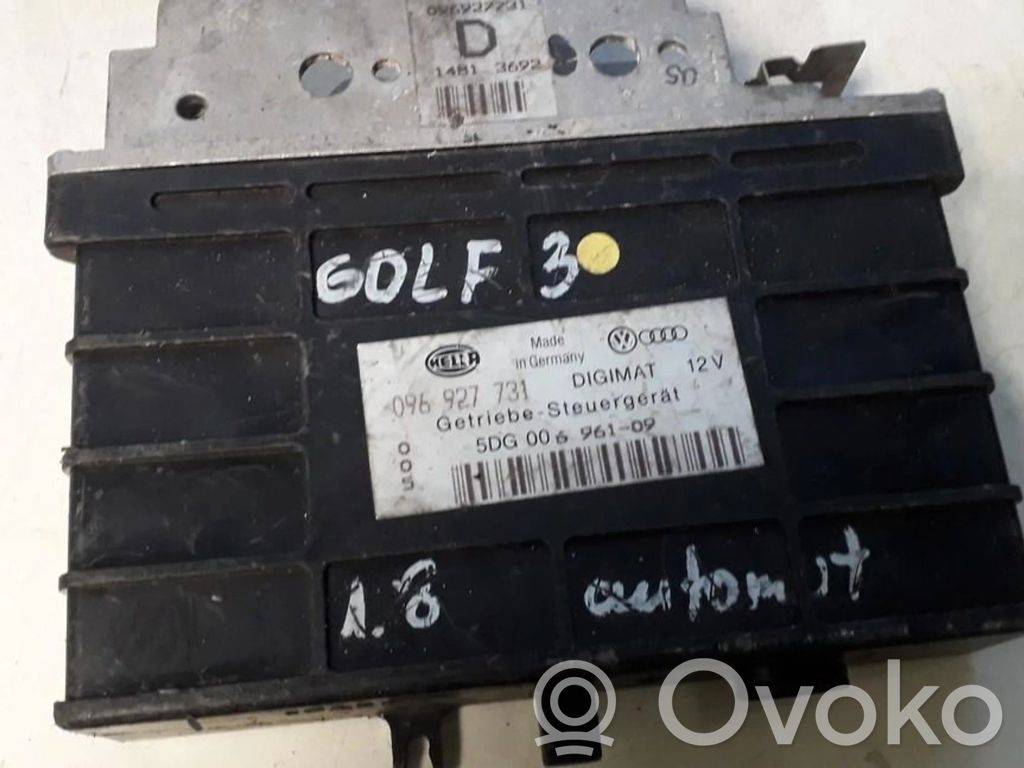 Volkswagen PASSAT B4 Unitate/modul de control cutie de viteze 