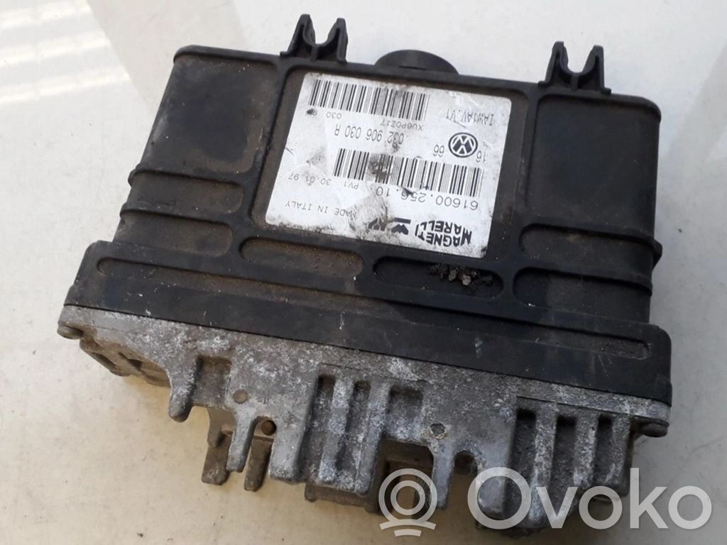 Volkswagen Golf III Centralina/modulo del motore 