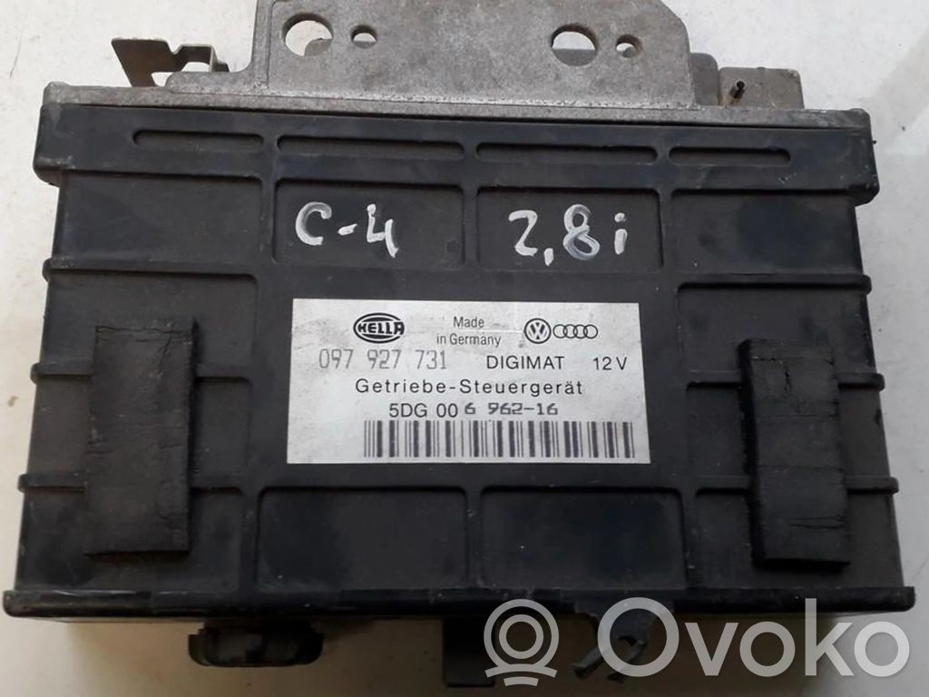 Volkswagen PASSAT B4 Gearbox control unit/module 