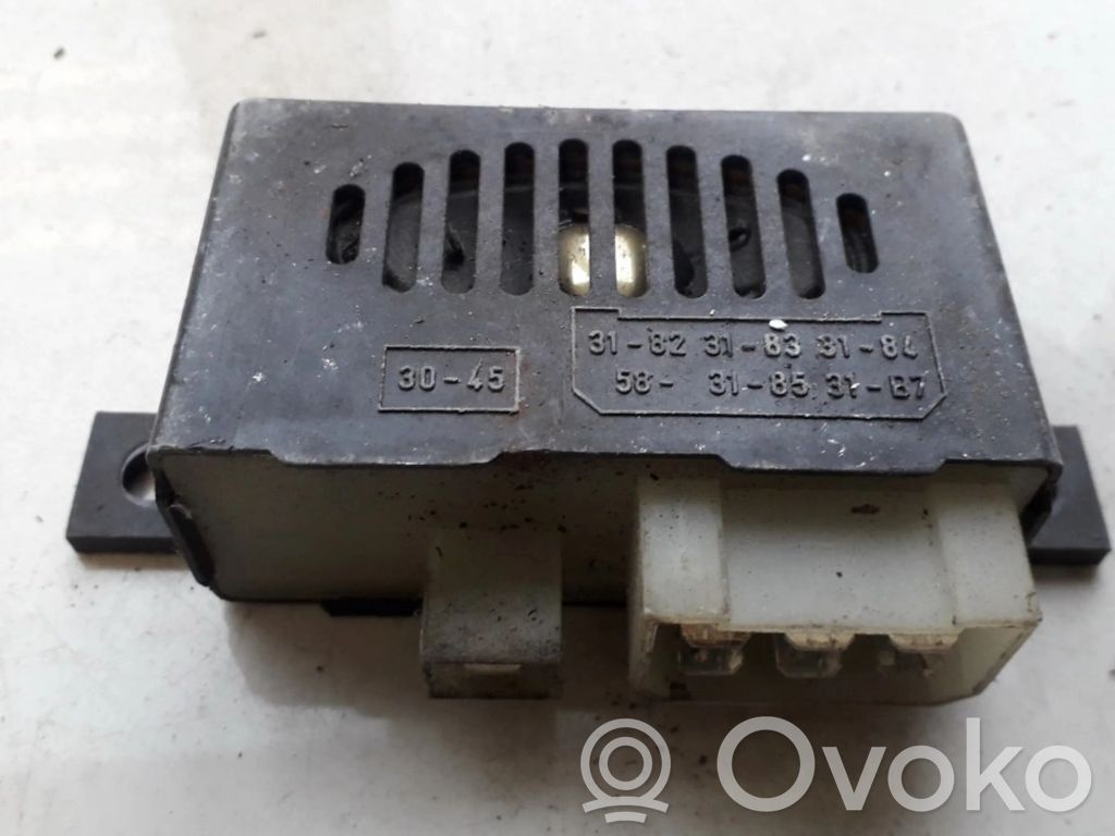 Ford Mondeo MK I Otras unidades de control/módulos 