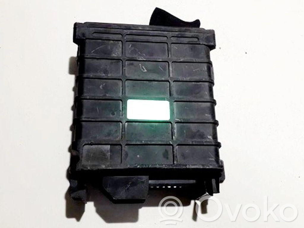 Volkswagen Golf II Unitate/modul de control motor 