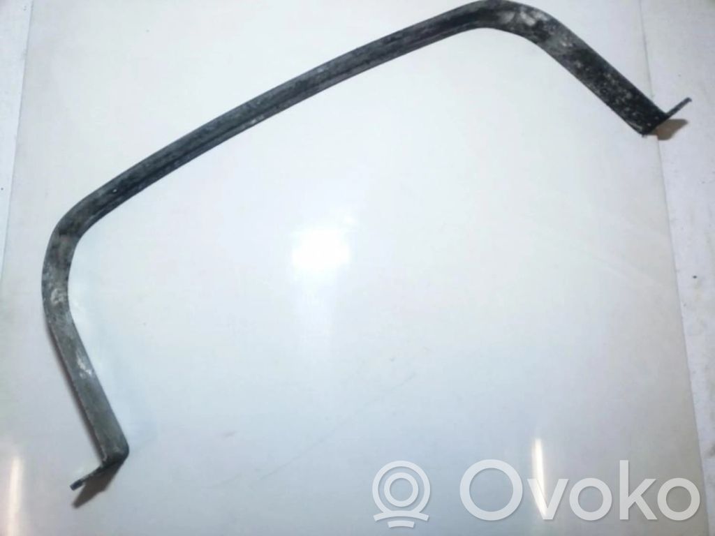 Volkswagen Golf V Staffa di fissaggio del serbatoio del carburante 