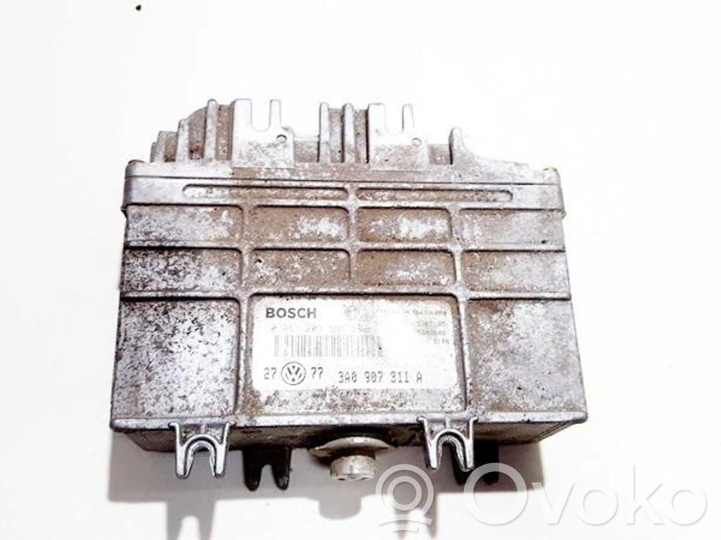 Volkswagen Golf III Unitate/modul de control motor 