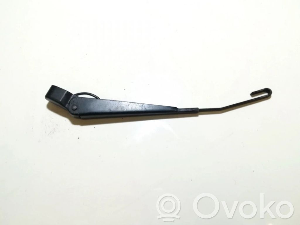 Ford Mondeo Mk III Braccio della spazzola tergicristallo posteriore