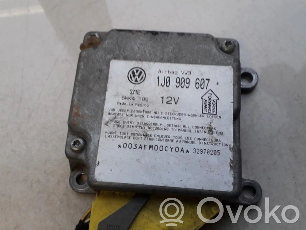 Volkswagen PASSAT B5 Centralina/modulo airbag 