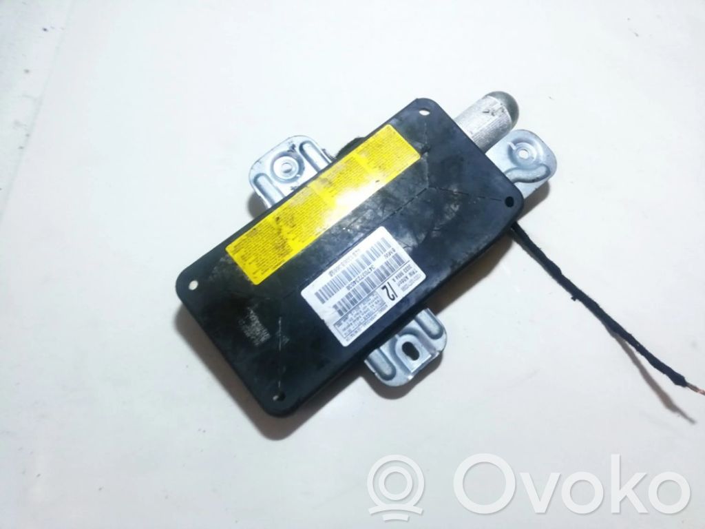 Etuoven turvatyyny   30339884A,1003103710388,1003103710388,30339884A,347037234038