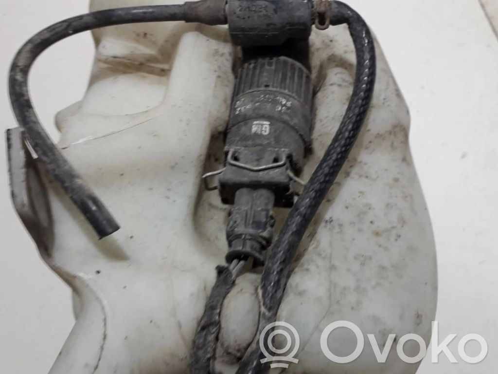 Opel Vectra B Langų skysčio siurbliukas (stiklų) 