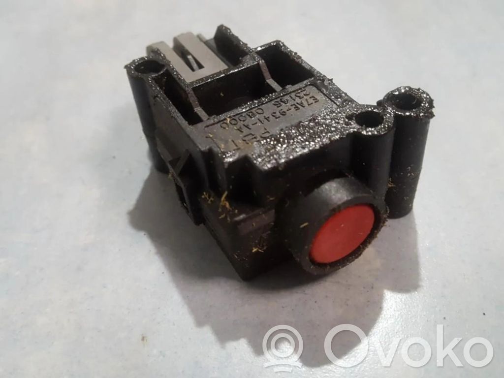 Interruptor de corte de combustible   83BG17K478AA,83BG17K478AA