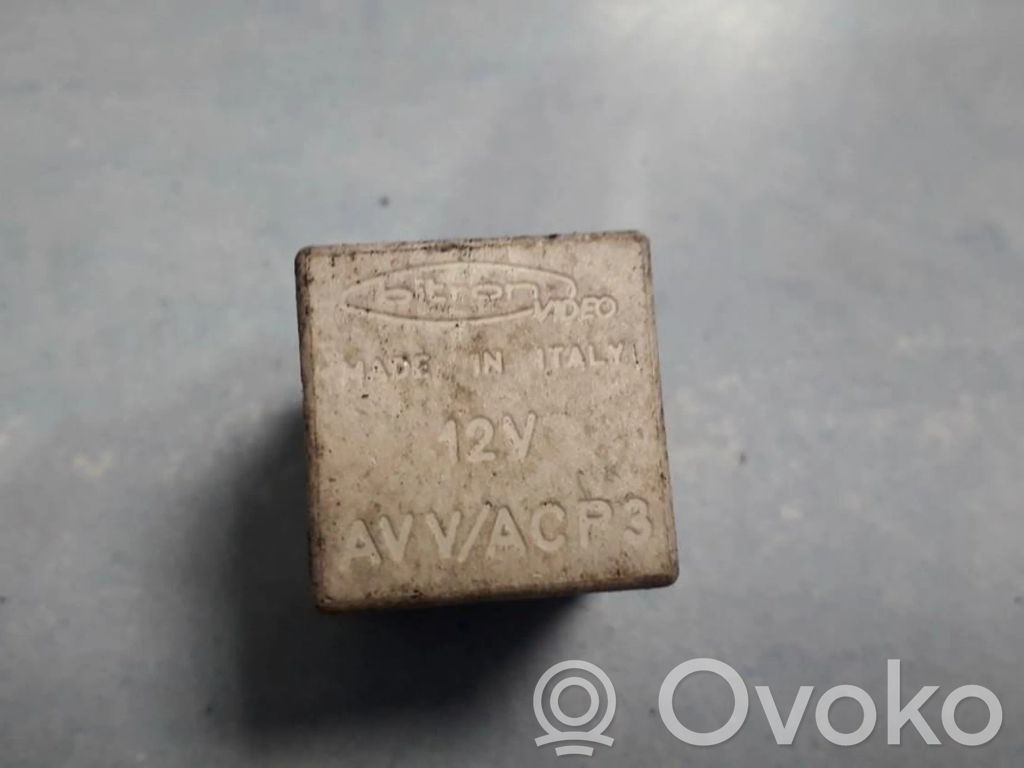 Otros relés   AVVACP3,AVVACP3