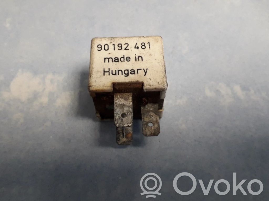 Opel Omega A Otros relés 