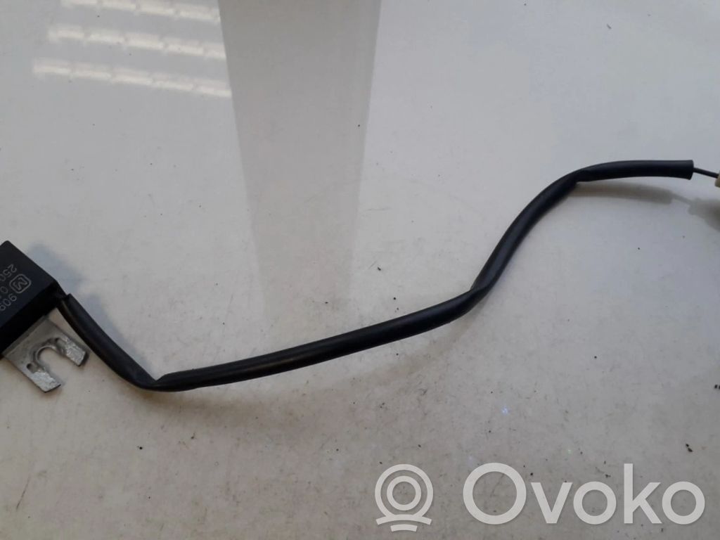 Toyota RAV 4 (XA20) Otros relés 