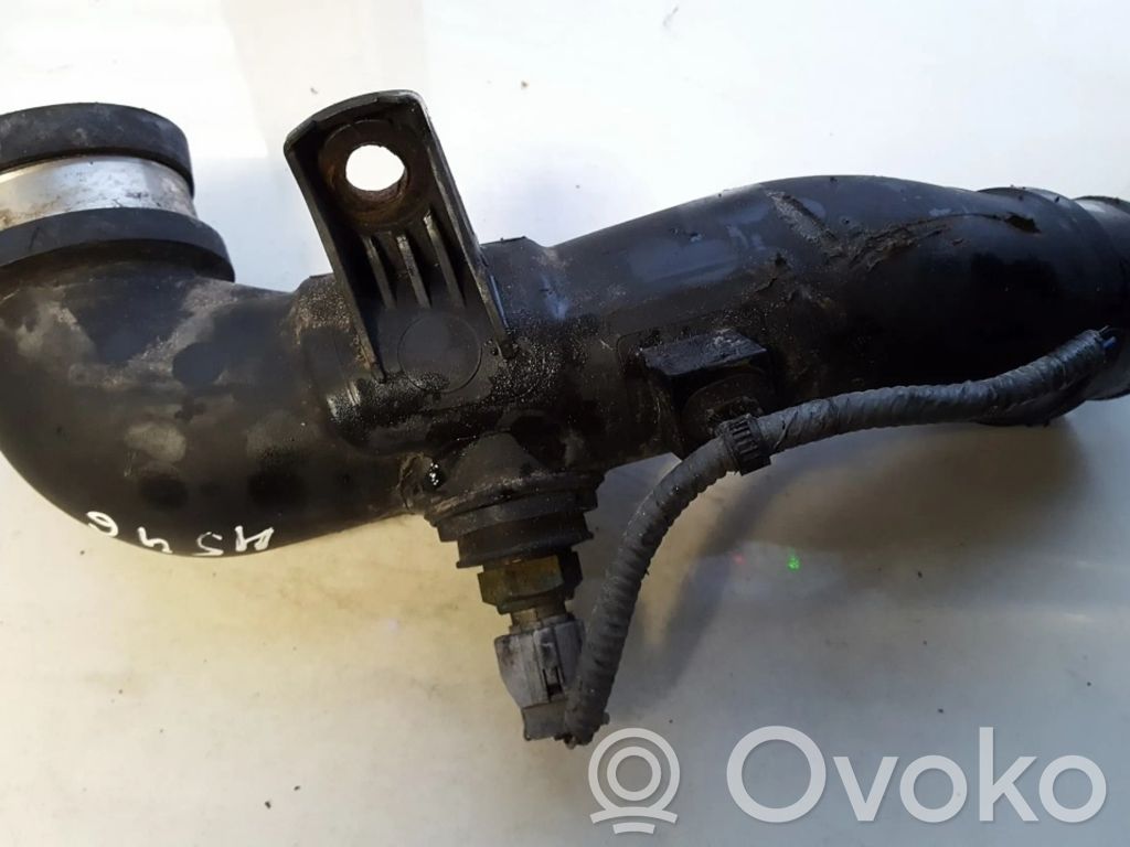 Toyota Avensis T270 Tubo flessibile intercooler 