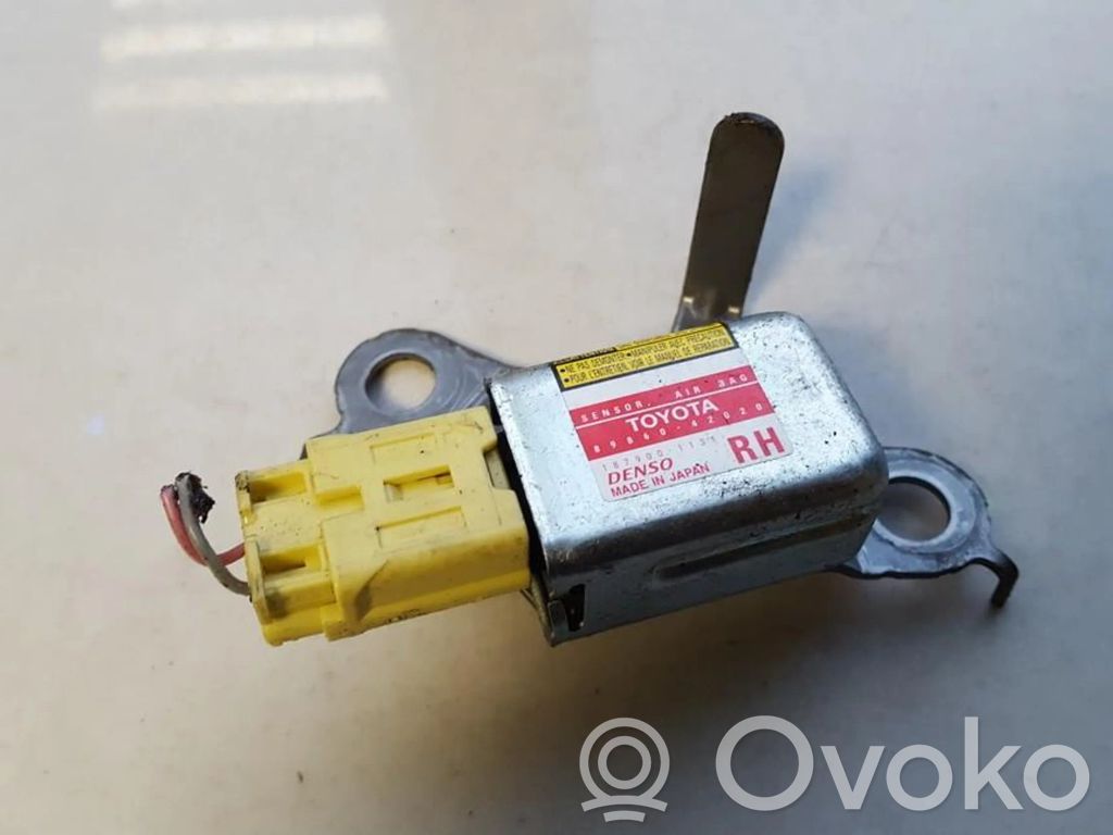 Toyota RAV 4 (XA20) Airbagsensor Crashsensor Drucksensor 