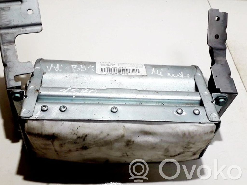 Volkswagen PASSAT B5.5 Poduszka powietrzna Airbag pasażera 