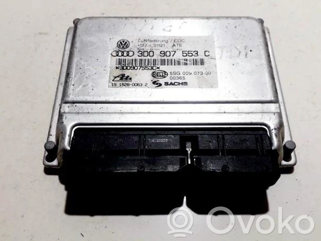 Volkswagen Phaeton Air suspension control unit module (rear) 