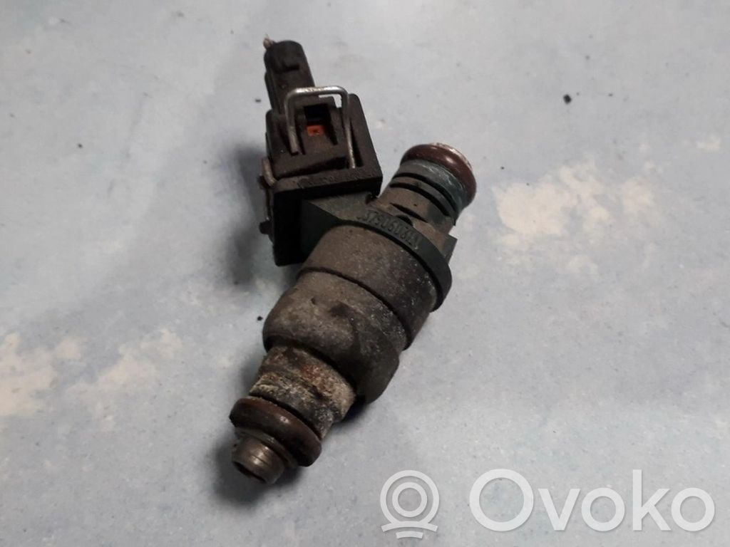 Inyector de combustible   037906031AA,037906031AA