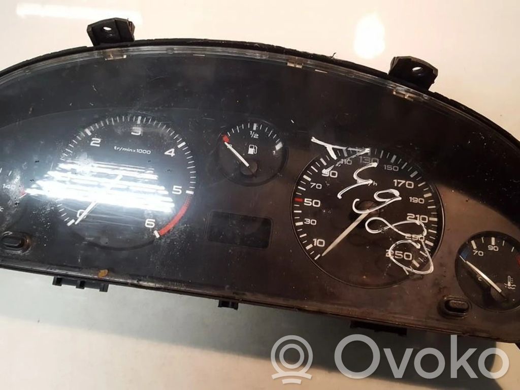 Peugeot 406 Speedometer (instrument cluster) 