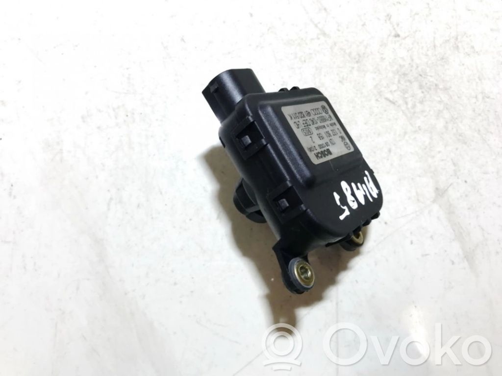 Audi A6 Allroad C5 Motor/actuator clapetă aer 