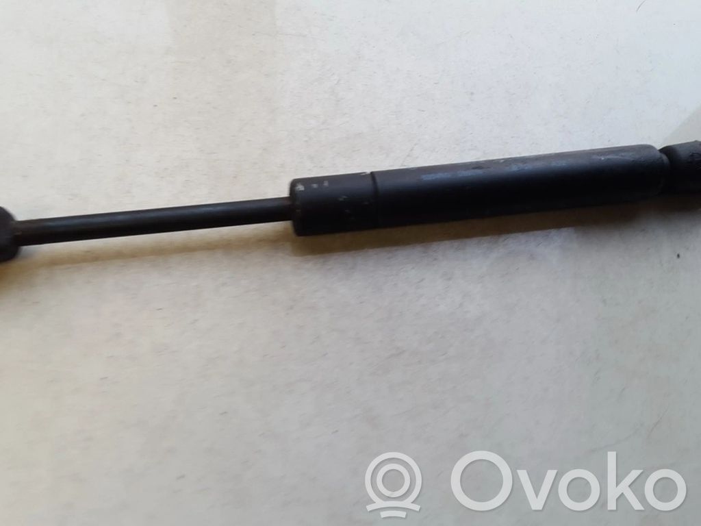 Ford Mondeo Mk III Siłownik maski przedniej 