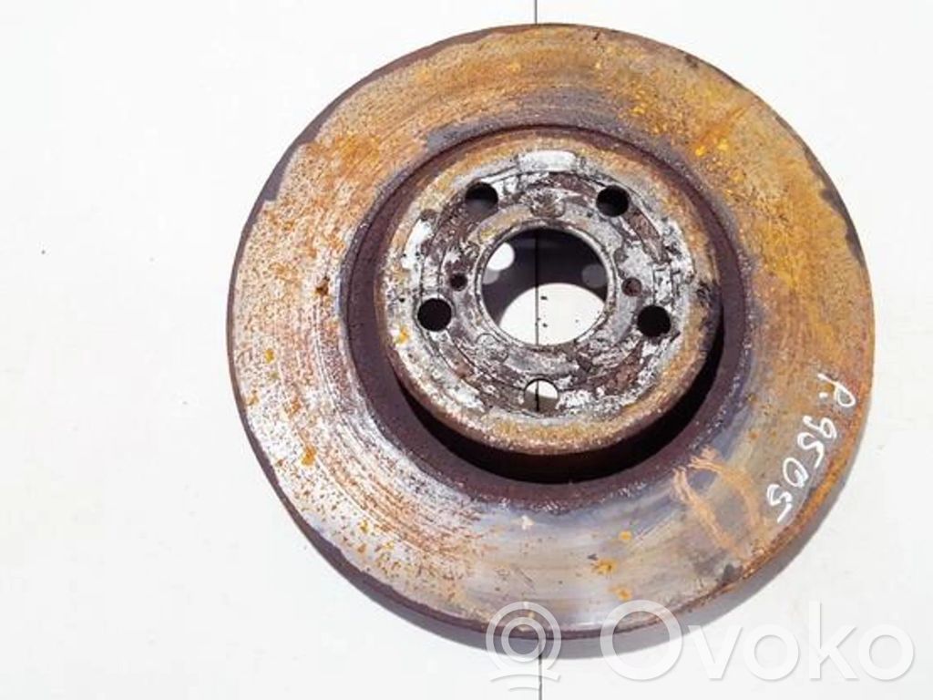 Toyota Avensis T250 Disco del freno anteriore 