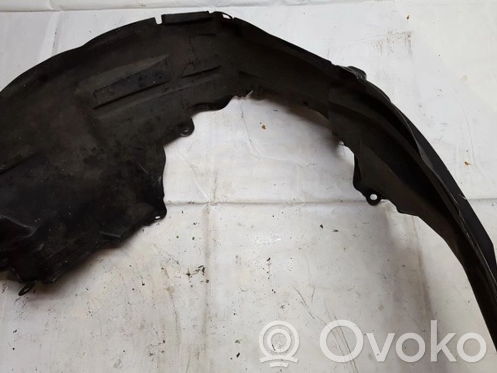 Nissan X-Trail T30 Rivestimento paraspruzzi passaruota anteriore