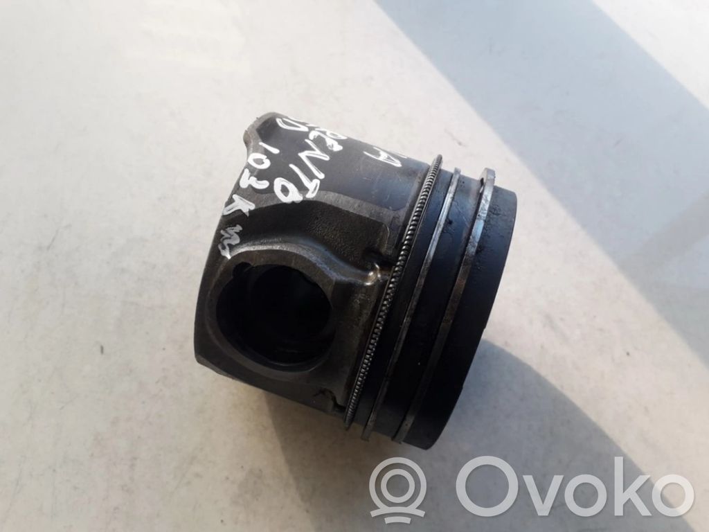 Piston
