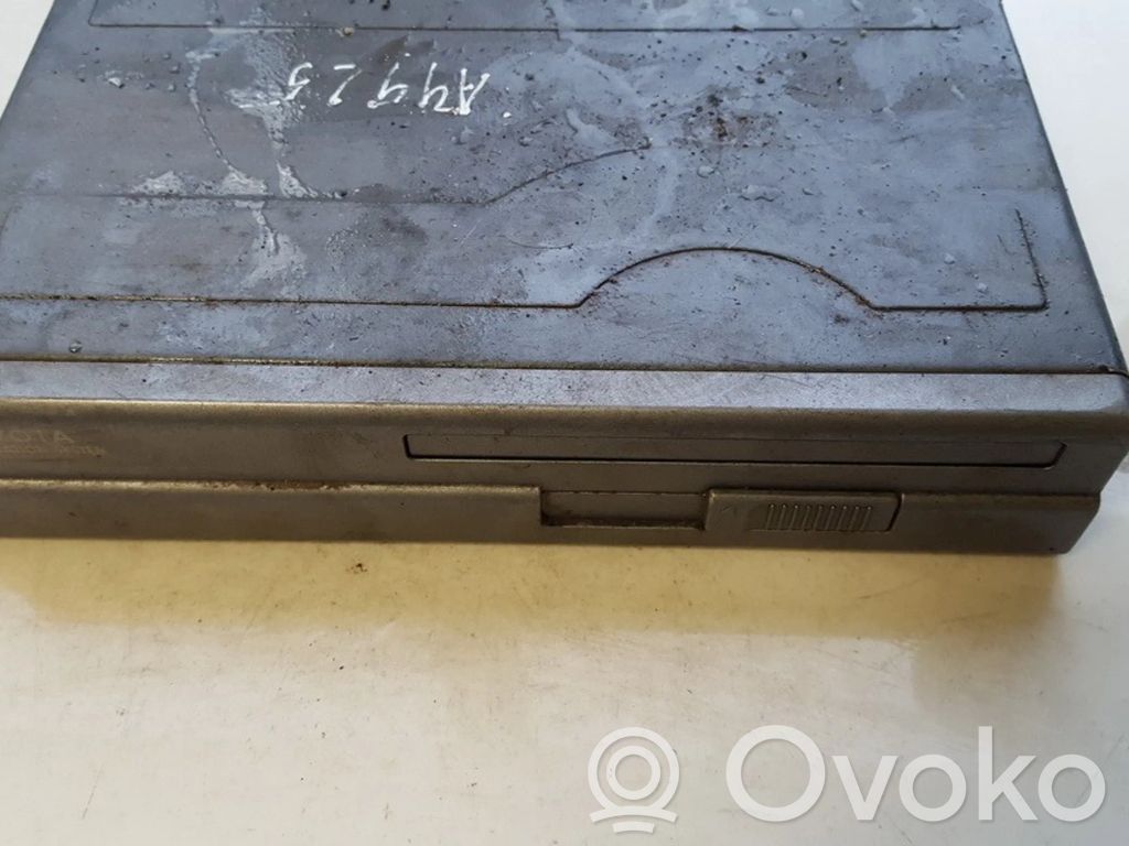 Toyota Avensis Verso Stacja multimedialna GPS / CD / DVD 